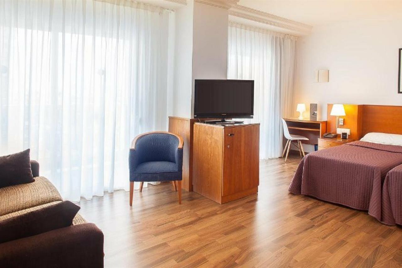 Hotel Rh Victoria & Spa 4 Sup Бенидорм Экстерьер фото