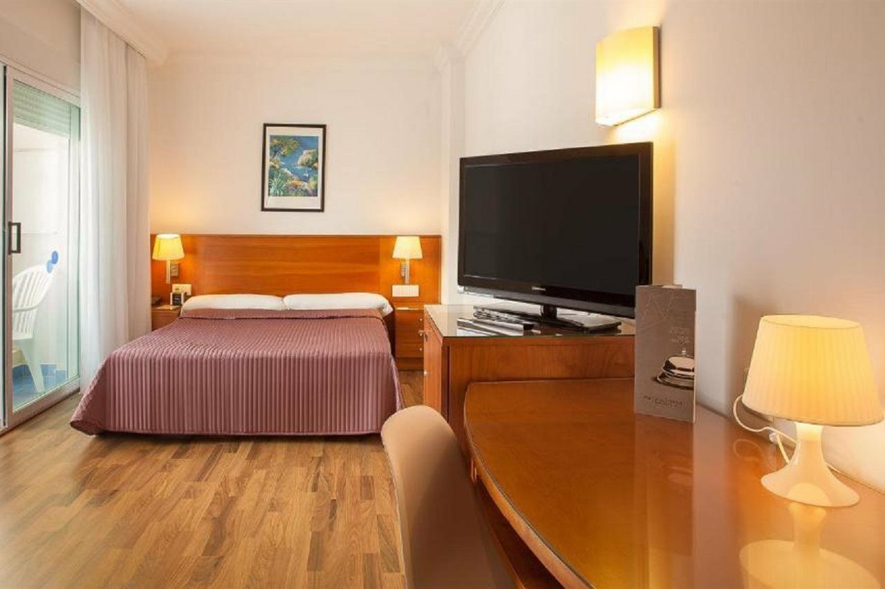 Hotel Rh Victoria & Spa 4 Sup Бенидорм Экстерьер фото